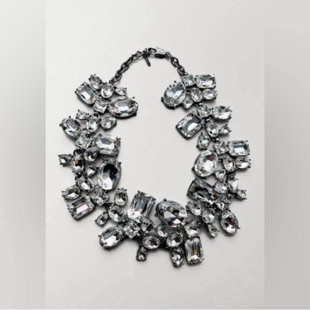 Zara Crystal Necklace - Picture 2 of 9